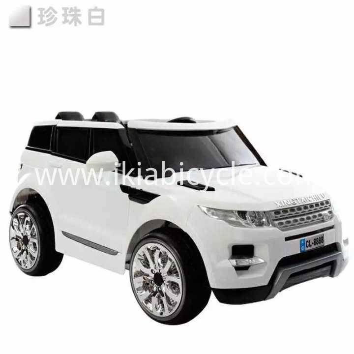 Kulur abjad Kid Toy Ride fuq karozza